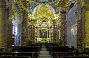 Sant'Antonio in Campo Marzio - Interior HDR.jpg