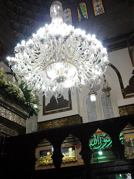 File:Sayeda Zainab Mosque 007.jpg