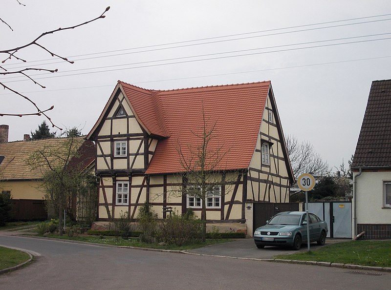 File:SchierauFwk.JPG