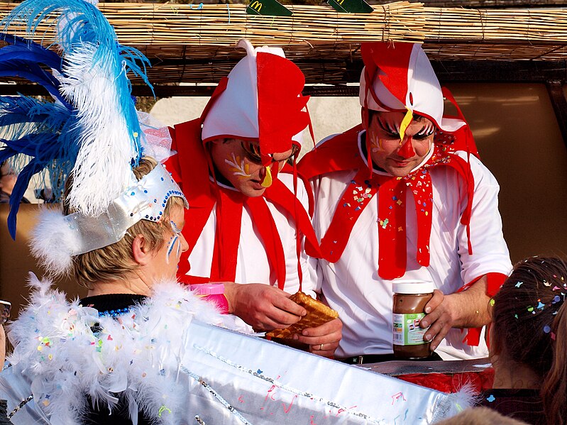 File:Sergines-89-carnaval-2015-K23.jpg