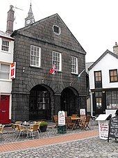 The old town hall in the Market Square Sgwar y Farchnad Pwllheli Market Square - former market hall - geograph.org.uk - 3088595.jpg