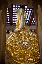 Thumbnail for File:Shield of Athena Parthenos, Nashville.jpg
