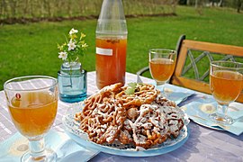 Mead and Droplet bread, often consumed at parties and on feast days