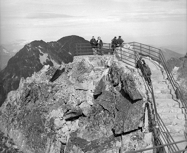 File:Slovakia, High Tatras, Lomnicky peak Fortepan 7721.jpg