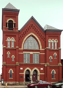 Güney Yakası Presbiteryen Kilisesi, Güney Yakası, Pittsburgh, dış cephe, 2015-04-19, 02.jpg