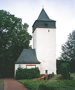 Spangdahlem, the cemetery church Nikolausberg.jpg