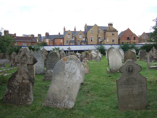 View of St Sepulchre's Cemetery (facing south).