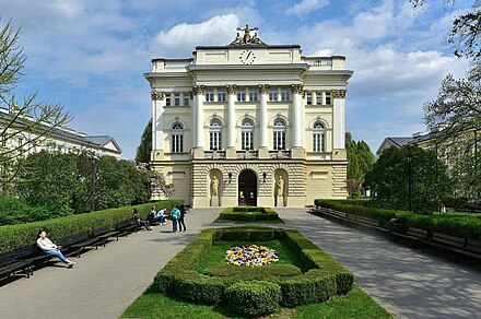 Old BUW location in the main university campus, Krakowskie Przedmiescie Stary BUW kampus centralny 2019.jpg