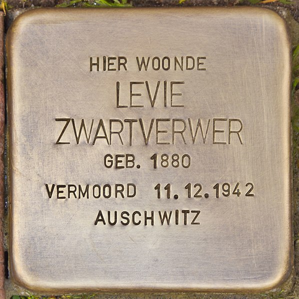 File:Stolperstein für Levie Zwartverwer (Middelburg).jpg