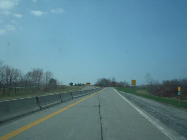 A stub at the parkway's west end, a remnant of the original plans to extend the highway farther west. This stub is located at Lakeside Beach State Par