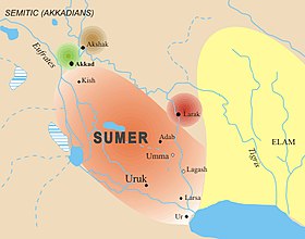 موقع أداب قبل توسع الإمبراطورية الأكادية (باللون الأخضر). تظهر أراضي سومر باللون البرتقالي. حوالي 2350 قبل الميلاد .