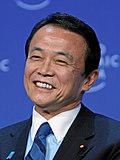 Taro Aso i World Economic Forums årsmøde i Davos (beskæret) .jpg