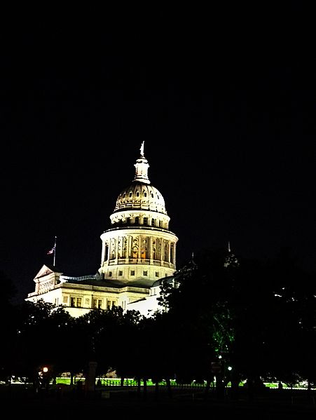 File:Texas Capitol at night.JPG