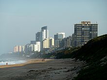 uMhlanga, KwaZulu-Natal Umhlanga, noordstrand, a.jpg