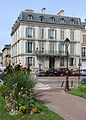 Versailles-1-place-Hoche-dpt-Yvelines-DSC 0112.jpg