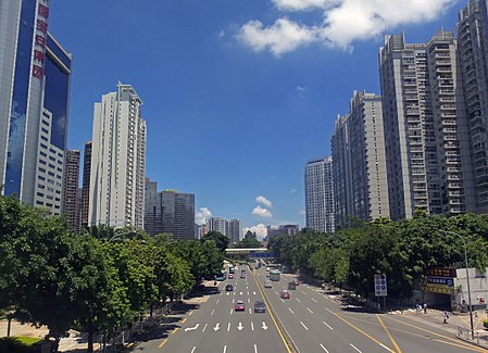 ไฟล์:View_east_along_Sungang_East_Road_from_Renmin_North_Road,_Shenzhen,_China.jpg