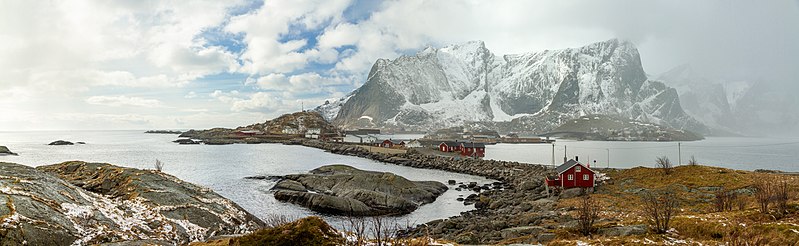 File:View from Toppøya towards south, Moskenes, Nordland, Norway, 2017 April.jpg