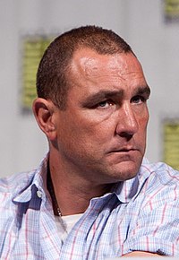 Vinnie Jones ComicCon (cropped2).jpg