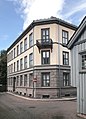 Leiegård fra Wessels gate 15 på Meyerløkka, 1865. Flytting og gjenreisning med støtte fra OBOS. Innredet med 8 leiligheter fra 1879 til 2002. Foto: Roede.