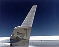 タフトによる速度場の可視化例。KC-135Aのウィングレットに複数のタフトが張られている