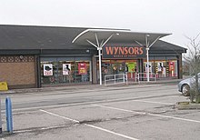 Wynsors World of Shoes - Tong Street - geograph.org.uk - 1734289.jpg