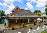 Yogyakarta Indonesia Masjid-Soko-Tunggal-01.jpg