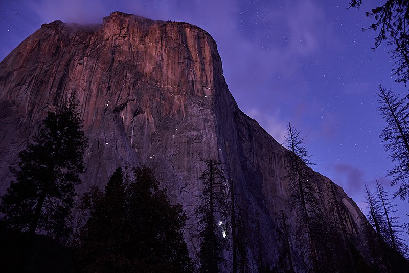 File:Yosemite night elcapitan climbers.jpg