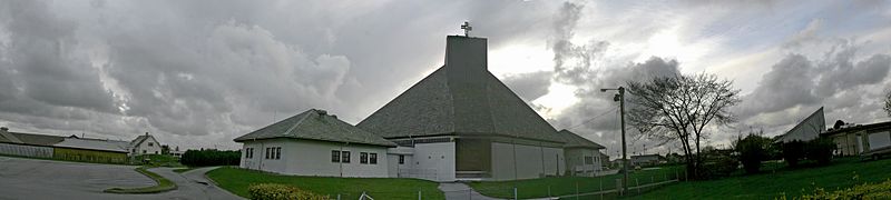 File:Åkra kirke - panoramio.jpg