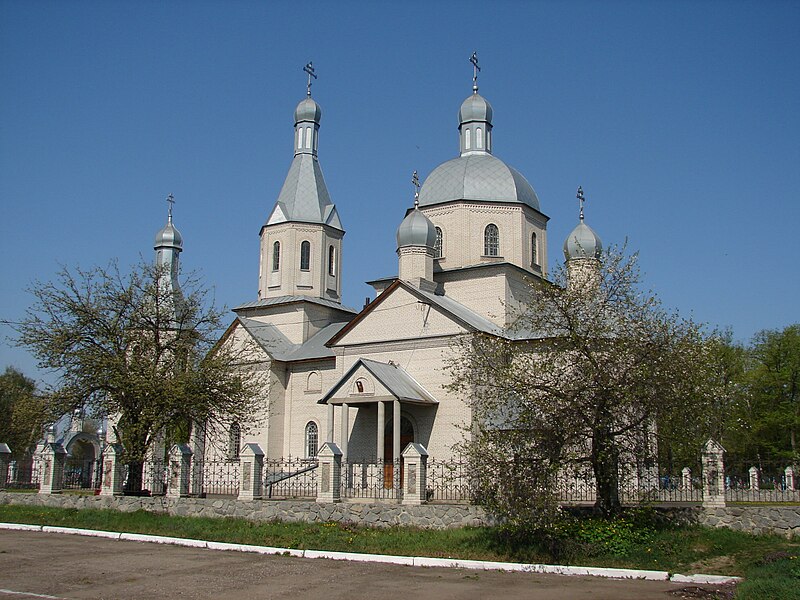 File:Христо-Різдвяна церква (Зіньків).JPG