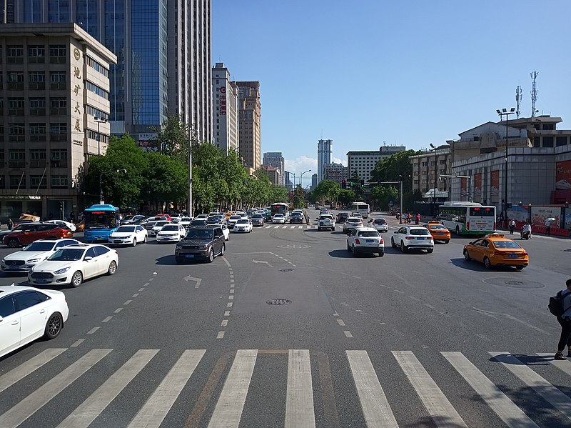 File:碑林 长安路友谊路十字向南看.jpg