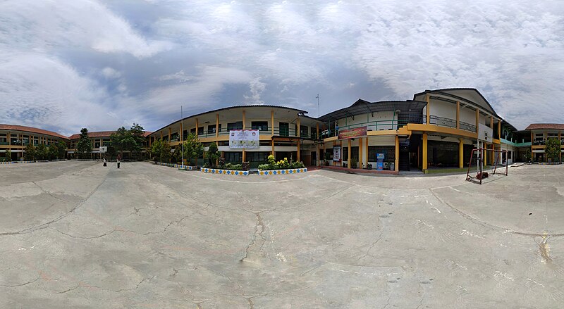 File:-arya-MAN 2 Kota Cirebon panorama 360-2019.jpg