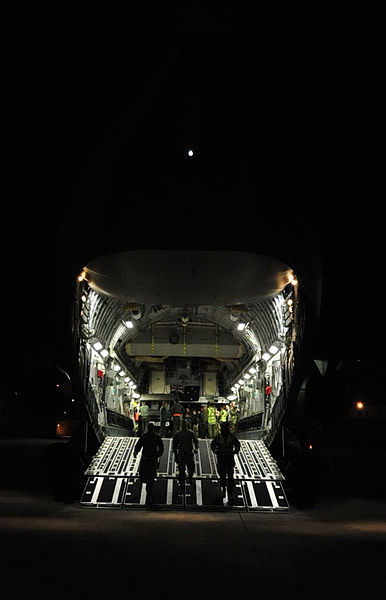 File:110317-F-NH180-798 RAAF C-17 at Kadena.jpg