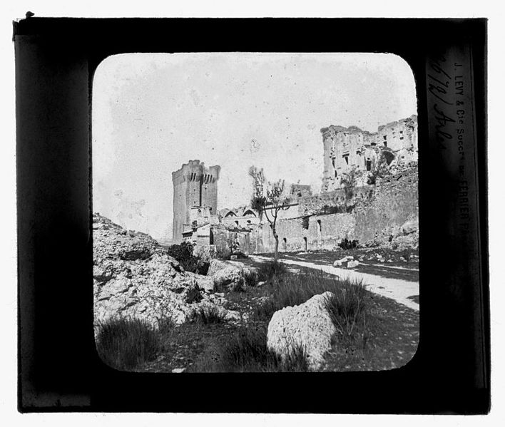 File:12672. Arles. Abbaye de Montmajour - Fonds Trutat - 51Fi358.jpg