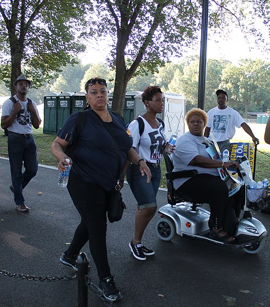 File:151a.Rally.RealizeTheDream.MOW50.WDC.23August2013 (14392207058).jpg