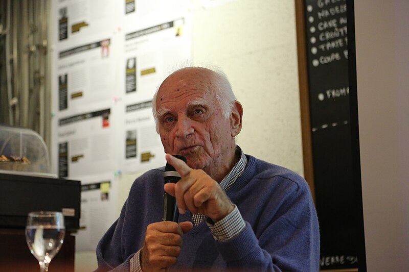 File:18 Michel Serres librairie Dialogues 30 octobre 2014.JPG