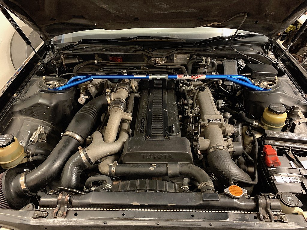 File:1JZ-GTE in a 1991 Toyota Mark II 2.5GT Twin Turbo.jpg - Wikipedia