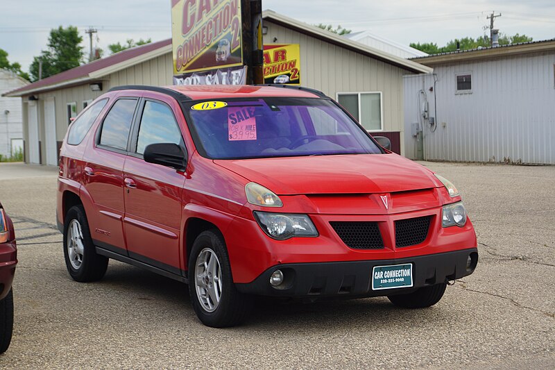 File:2003 Pontiac Aztec (35659957852).jpg