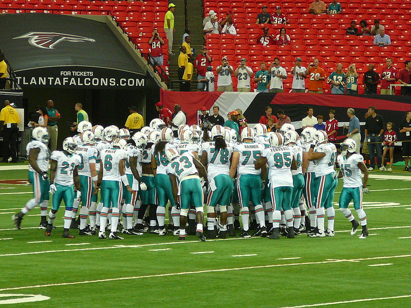 File:2009 Miami Dolphins.jpg