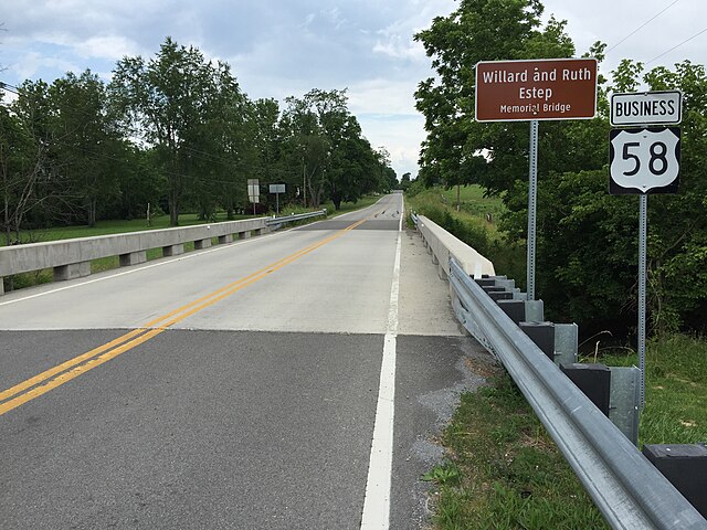 View east along US 58 Bus. at US 58 just west of Ewing