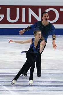 Finále Grand Prix juniorů ISU 2019-2020 Iuliia Artemeva Michail Nazarychev 2019 12 07 2109.jpg