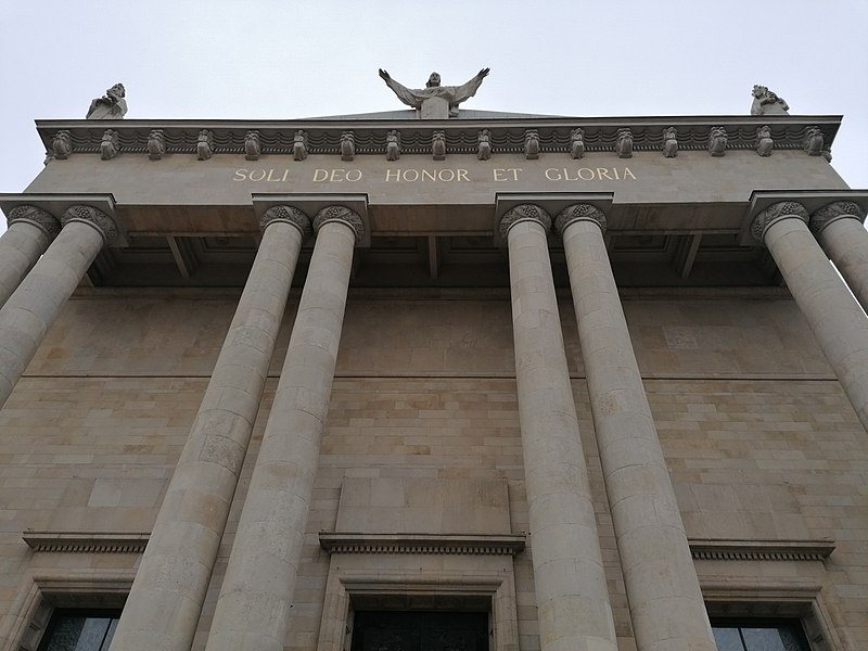 File:20221123 Cathedral in Katowice 03.jpg