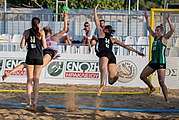 Deutsch: Beachhandball Weltmeisterschaften 2022; Tag 5: 25. Juli 2022 – Frauen, Halbfinale, Deutschland-Niederlande 2:0 (18:10, 25:16) English: 2022 Beach handball World Championships; Day 5: 25 July – Women Semifinal – Germany-Netherlands 2:0 (18:10, 25:16)