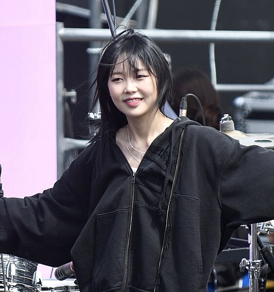 File:230423 올해도 글렀나봄 (미노이) (cropped).jpg