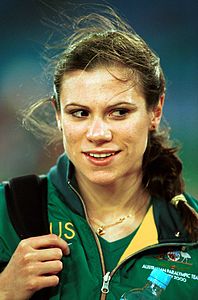 251000 - Atletism Lisa Llorens portret - 3b - 2000 Sydney portret photo.jpg