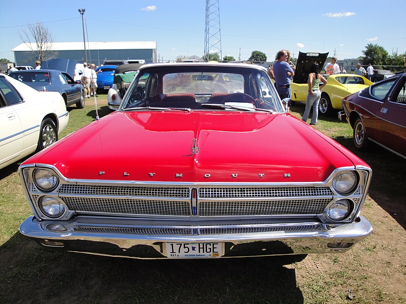 File:65 Plymouth Fury III (6089197719).jpg