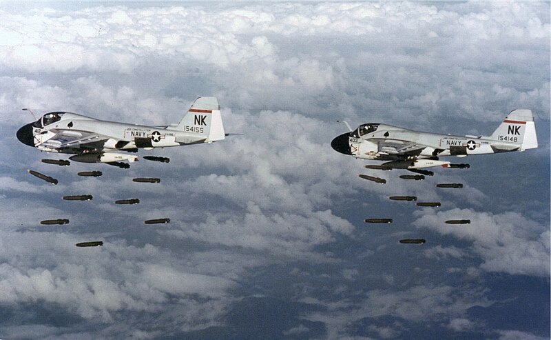 File:A-6A Intruders of VA-196 dropping Mk 82 bombs over Vietnam on 20 December 1968 (NNAM.1996.253.7047.013).jpg