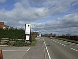 Uma imagem de uma estação de estrada e gasolina em Wormbridge
