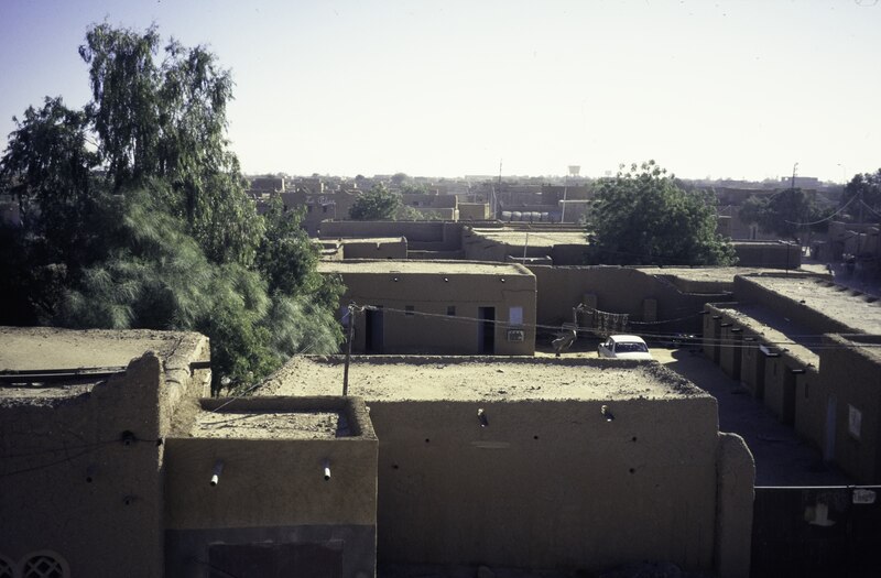 File:ASC Leiden - van Achterberg Collection - 02 - 03 - Le palais du Kaocen Ag Mohammed Wan Teguidda - Agadez, Niger - 27 décembre 1996 - 11 janvier 1997.tif