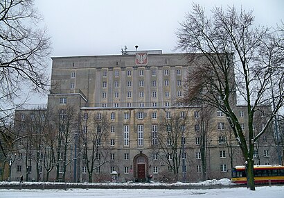 Jak dojechać komunikacją do Dom Studencki Akademik - O miejscu docelowym