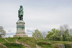 Alise-Sainte-Reine statue Vercingetorix par Millet large.jpg